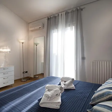 Veronaforent Theater Апартаменты